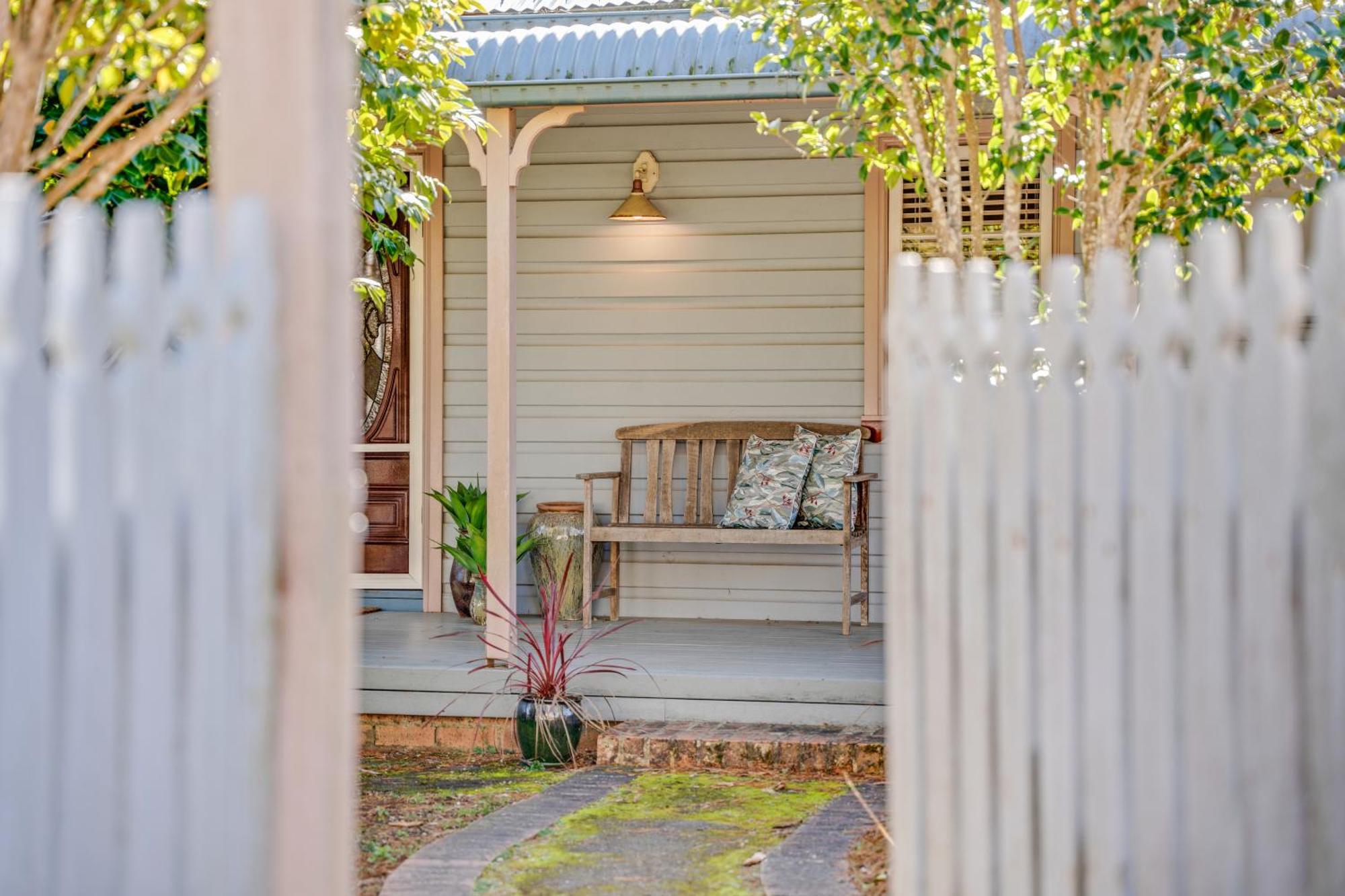 Whispering Pines Cottages Wentworth Falls Værelse billede