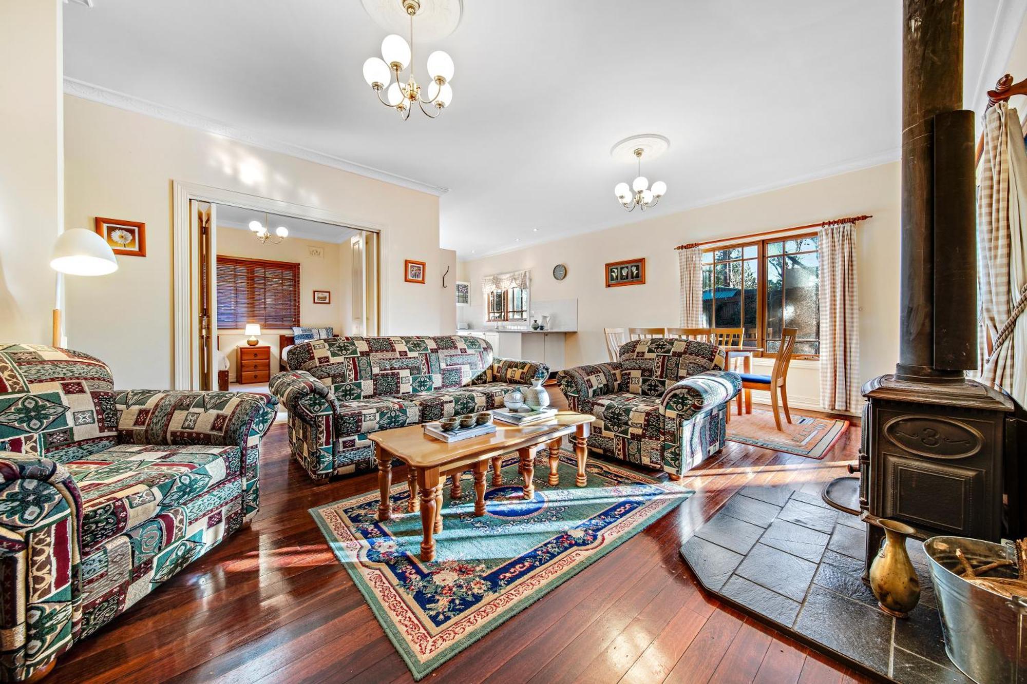 Whispering Pines Cottages Wentworth Falls Værelse billede
